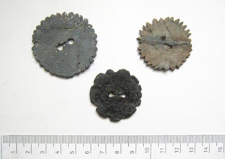 3 x Snorrenbot / Ruitentikker.  Bodemvondst., Antiek en Kunst, Antiek | Speelgoed, Ophalen of Verzenden