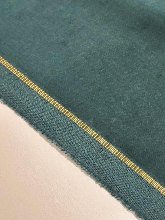 Dennengroen fluweel 5,5 meter, Hobby en Vrije tijd, Stoffen en Lappen, Nieuw, Katoen, 120 cm of meer, 30 tot 200 cm, Ophalen of Verzenden