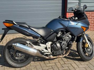 Honda CBF 600 S Excalibur Grey Metallic (2004) beschikbaar voor biedingen