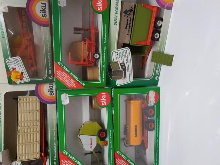 Siku schaal 1:32 modelnummer: 2859, 1955, 2556, 2266, 2252 e, Hobby en Vrije tijd, Modelauto's | 1:32, Zo goed als nieuw, Tractor of Landbouw
