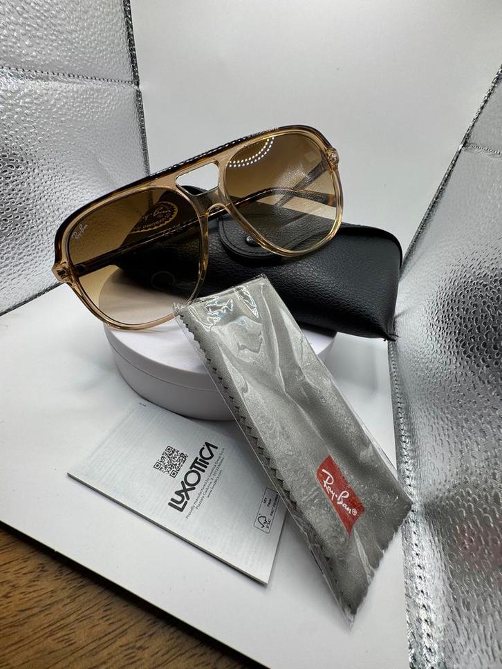 Nieuwe Ray-Ban Zonnebril - Origineel!, Sieraden, Tassen en Uiterlijk, Zonnebrillen en Brillen | Heren, Nieuw, Zonnebril, Ray-Ban