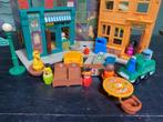 FISHER PRICE SESAMSTRAAT FAMILY HOUSE, COLLECTORSITEM, Ophalen of Verzenden, Zo goed als nieuw, Speelset