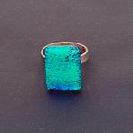 Ring met handgemaakte glazen steen turquoise, Sieraden, Tassen en Uiterlijk, Ringen, Overige materialen, Blauw, Nieuw, Ophalen of Verzenden