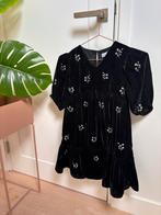 Zara jurk zwart velours met details maat 134, Ophalen of Verzenden, Zo goed als nieuw, Meisje, Jurk of Rok