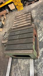 Boorblok tbv boormachine radiaalboor, Ophalen, Gebruikt, Kolomboormachine