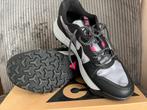 Nike ACG zwarte sneakers – maat 41 – nieuwstaat, Ophalen of Verzenden, Zo goed als nieuw, Wandelschoenen of Bergschoenen, Overige kleuren