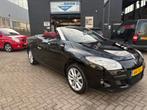 Renault Mégane 1.4 TCE CC 2011 Zwart, Trekhaak Apk 2-2027, Auto's, Voorwielaandrijving, 4 cilinders, Cabriolet, 4 stoelen