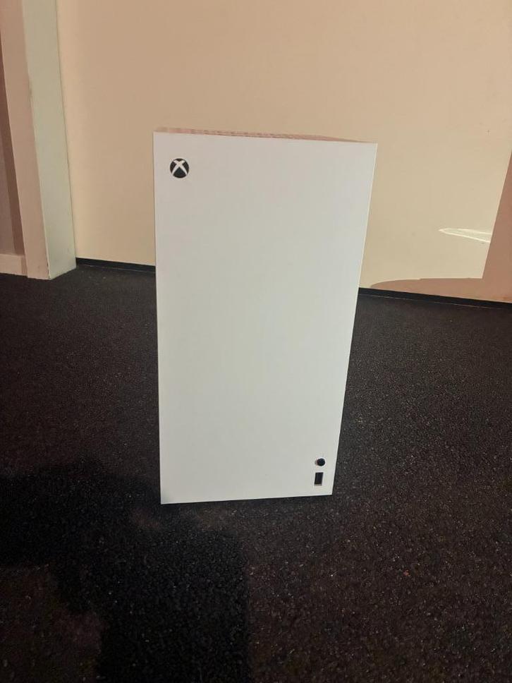 XBOX Series X 1 TB Wit, Spelcomputers en Games, Spelcomputers | Xbox Series X en S, Zo goed als nieuw, Xbox Series X, Ophalen