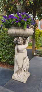 Engelenbeeld met bloembak - Beton - 120cm, Tuin en Terras, Tuinbeelden, Ophalen, Gebruikt, Beton, Engelenbeeld