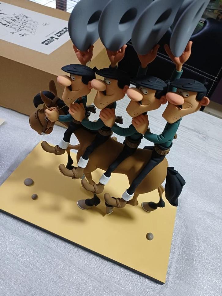 Fariboles de Daltons te paard, Verzamelen, Stripfiguren, Zo goed als nieuw, Beeldje of Figuurtje, Overige figuren, Ophalen of Verzenden