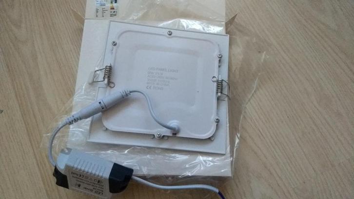 Vierkant LED 9W inbouwspot maat 135mm (230V) (8 stuks), Huis en Inrichting, Lampen | Spots, Nieuw, Plafondspot of Wandspot, Kunststof