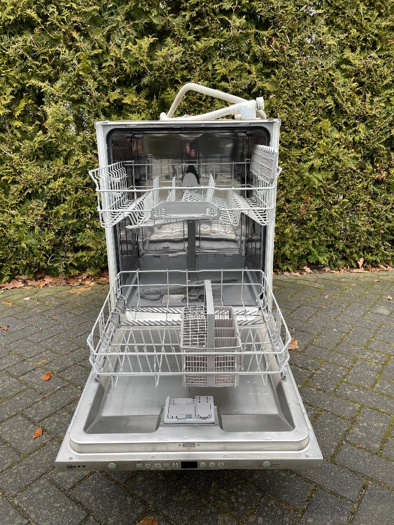 Vaatwasser inbouw NEFF. Veren defect, verder goed werkend., Witgoed en Apparatuur, Vaatwasmachines, Gebruikt, 60 cm of meer, Ophalen of Verzenden