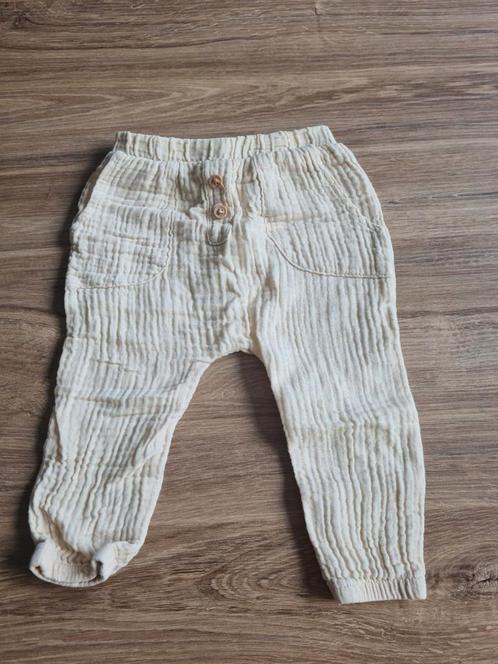 Broekje van de Wibra, maat 68, Kinderen en Baby's, Babykleding | Maat 68, Zo goed als nieuw, Jongetje of Meisje, Broekje, Ophalen of Verzenden