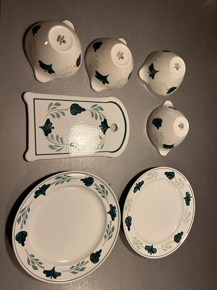 Royal Boch servies - 7 stuks, Huis en Inrichting, Keuken | Servies, Zo goed als nieuw, Bord(en), Overige stijlen, Aardewerk, Ophalen of Verzenden