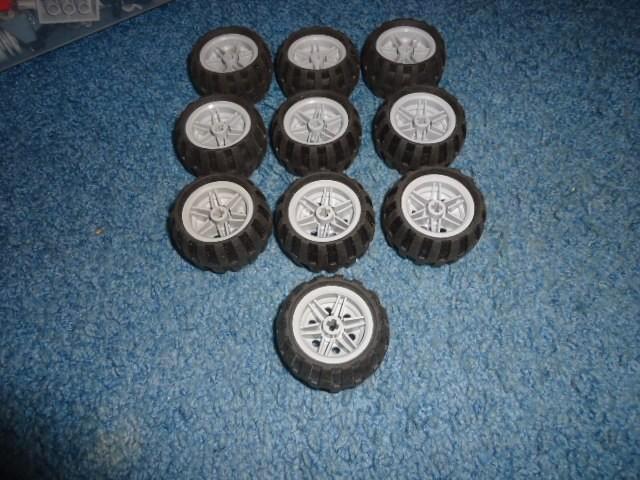 Partij W5=10x Lego technic wielen, Kinderen en Baby's, Speelgoed | Duplo en Lego, Gebruikt, Lego, Losse stenen, Ophalen of Verzenden