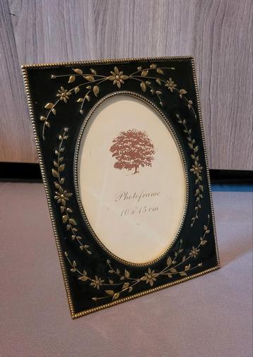 Design fotolijstje /zwart emaille op koper met goud/ frame  beschikbaar voor biedingen