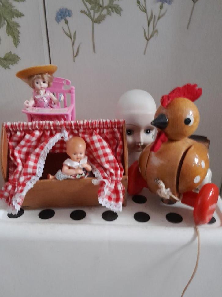Oud popje poppenbedje oud speelgoed LOT Opruiming!, Antiek en Kunst, Antiek | Speelgoed, Ophalen of Verzenden