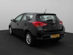 Toyota Auris 1.6 Now | CRUISE CONTROL | CLIMATE CONTROL | LI, Auto's, Toyota, 1165 kg, Origineel Nederlands, Te koop, 5 stoelen