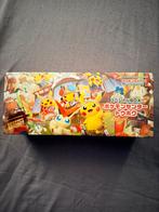 Pikachu Tohoku Pokemon Center box SEALED, Hobby en Vrije tijd, Verzamelkaartspellen | Pokémon, Ophalen of Verzenden, Nieuw