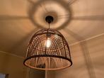 Lamp rotan donkerbruin gevlochten, Huis en Inrichting, Lampen | Hanglampen, Ophalen, Zo goed als nieuw, Minder dan 50 cm