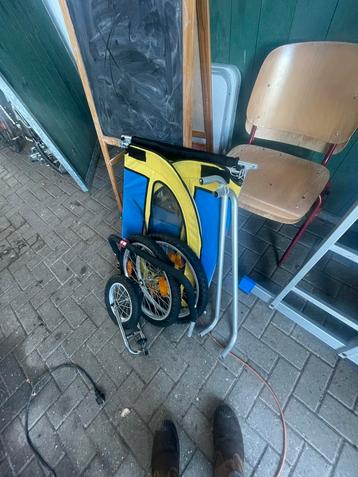 Fietskar/Kinderkar 2-persoons beschikbaar voor biedingen