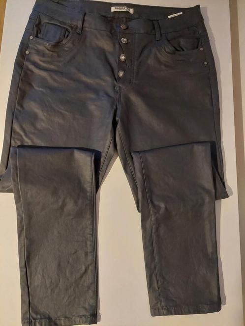 Karostar broek grijs coated maat 44 zo goed als nieuw, Kleding | Dames, Broeken en Pantalons, Zo goed als nieuw, Maat 42/44 (L)