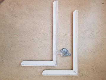 Twee plankendragers voor zware last beschikbaar voor biedingen