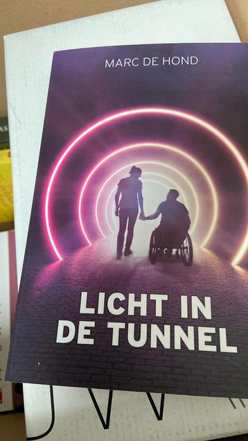 Marc de Hond - Licht in de tunnel