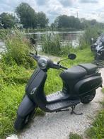 Mat zwarte Classic Capri Scooter uit 2022, Ophalen, Gebruikt, Maximaal 45 km/u, Capri Classic