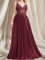 Bordeauxrode Galajurk met tule mt 36/38, Ophalen of Verzenden