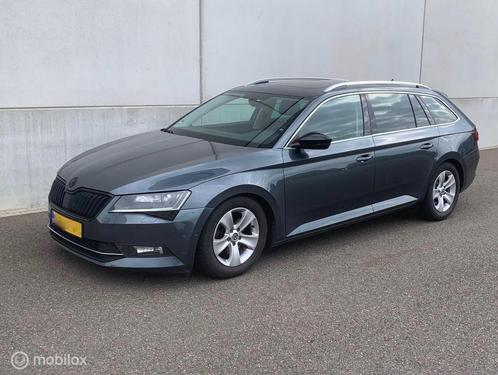 Skoda Superb Combi 1.6 TDI COMBI EURO 6 AIRCO PANORAMADAK, Auto's, Skoda, Bedrijf, Te koop, Superb, Airconditioning, Climate control