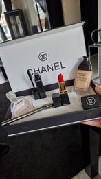 UITVERKOOP! Chanel Foundation, Parfum en  Make up set, Sieraden, Tassen en Uiterlijk, Uiterlijk | Cosmetica en Make-up, Nieuw