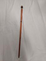 Vintage houten wandelstok met drankflesje. Jaren 60., Diversen, Wandelstokken, Ophalen, Verstelbaar, Onbekend, Zo goed als nieuw