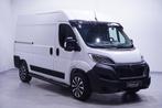 Opel Movano 2.2D 140 pk L2H2 Black&White Edition Navi Camera, Voorwielaandrijving, Stof, Gebruikt, 4 cilinders