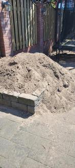 Gratis zwart zand af te halen +/- 2m3, Ophalen, Zo goed als nieuw