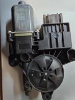 Raammotor rechtsvoor VW Polo 2G/Seat Ibiza 6F bj 2017-heden, Auto-onderdelen, Ruiten en Toebehoren, Gebruikt, Seat, Wolfsburg