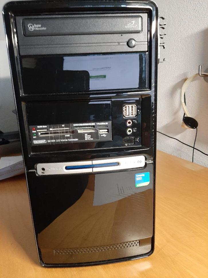 Desktop Computer I7, Computers en Software, Desktop Pc's, Gebruikt, 3 tot 4 Ghz, HDD, SSD, 8 GB, Met monitor, Ophalen