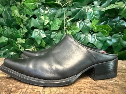 gewoon Nieuwe Vintage retro muilen van Sendra maat 41, Kleding | Heren, Schoenen, Nieuw, Overige typen, Zwart, Ophalen of Verzenden