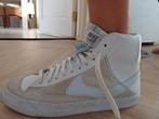 Nike blazer mid high maat 39 beige wit blauw, Ophalen of Verzenden, Zo goed als nieuw, Beige, Sneakers of Gympen