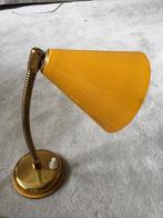 Vintage jaren 50/60 tafel lampje. Trechter vorm  kapje., Huis en Inrichting, Lampen | Tafellampen, Minder dan 50 cm, Ophalen of Verzenden