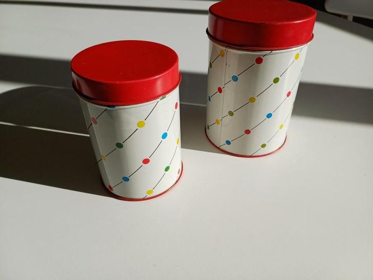 2 vintage blikken met leuk print, Huis en Inrichting, Keuken | Servies, Gebruikt, Overige typen, Overige stijlen, Overige materialen