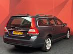 Volvo V70 1.6 T4 Nordic+, Auto's, Volvo, Euro 5, Zwart, 4 cilinders, 179 pk