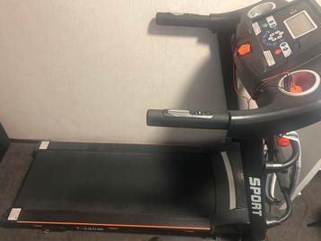 Loopband met LCD-scherm en buikspierstimulator beschikbaar voor biedingen