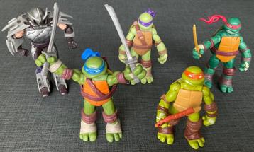 TMNT Teenage Mutant Ninja Turtles 4x + Shredder beschikbaar voor biedingen