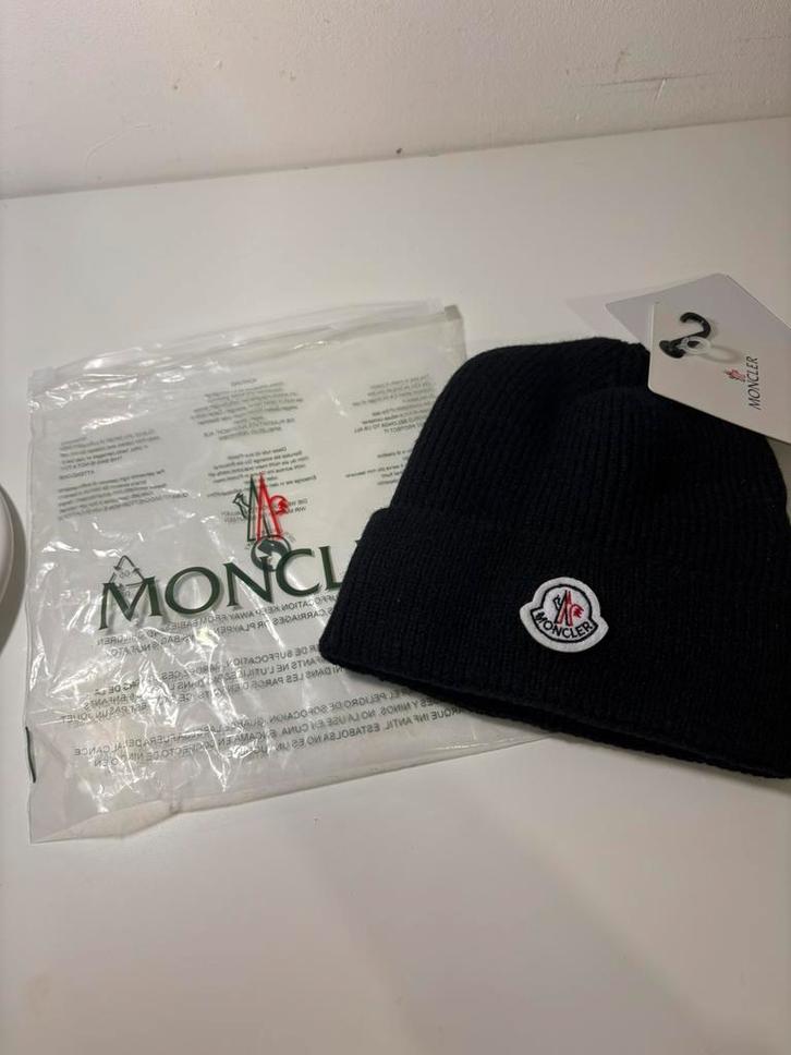 Moncler muts - Nieuw, Kleding | Heren, Mutsen, Sjaals en Handschoenen, Nieuw, Muts, Overige maten, Ophalen of Verzenden