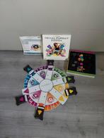 Trivial pursuit 2000S, Hobby en Vrije tijd, Gezelschapsspellen | Bordspellen, Ophalen of Verzenden, Zo goed als nieuw