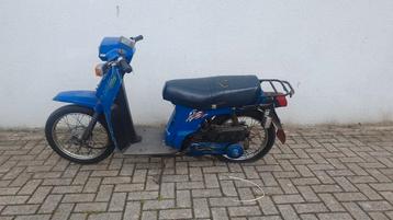 Honda scoopy ot snorfiets  beschikbaar voor biedingen