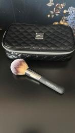 It cosmetics make up tas met groote poeder kwast., Ophalen of Verzenden, Zo goed als nieuw, Beige, Shopper