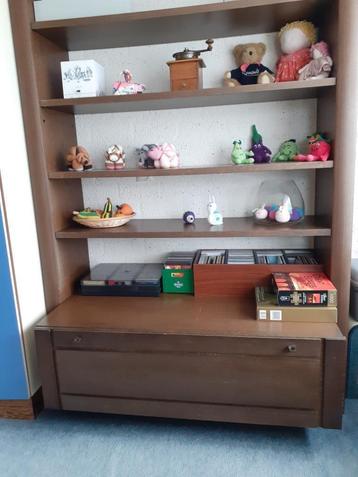handige boekenkast met lade