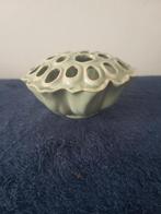 keramiek Des Pots lotus vaasje voor diverse snijbloemen, Huis en Inrichting, Woonaccessoires | Vazen, Verzenden, Aardewerk of Porselein
